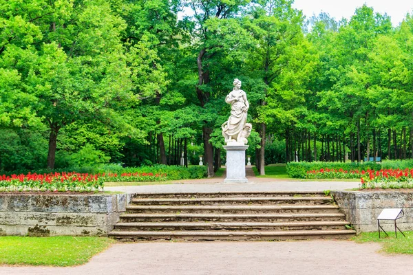 Marmor Allegorisk Staty Fred Pavlovsk Park Ryssland — Stockfoto