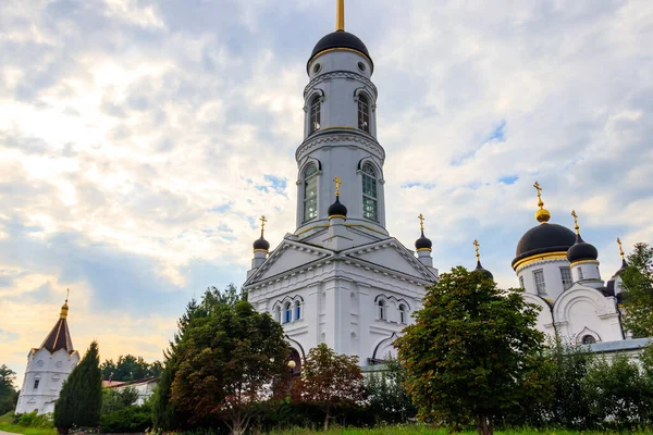 Преображенский Монастырь Тихоновского Монастыря Задонске — стоковое фото