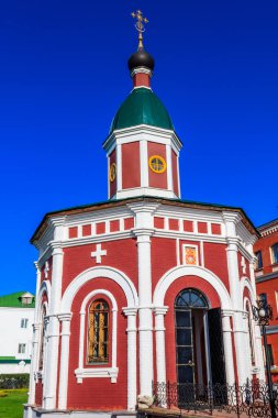 Murom, Rusya 'daki Şekil Değiştirme Manastırında Bayan Hayat Veren Baharın Şapeli