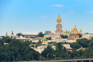 Ukrayna 'daki Kiev Manastırı olarak da bilinen Kiev Pechersk Lavra' nın manzarası