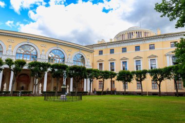 Rusya 'daki Pavlovsk Sarayı' nın mimari ve freskleri olan Gonzago 'nun dekore edilmiş galerisi.