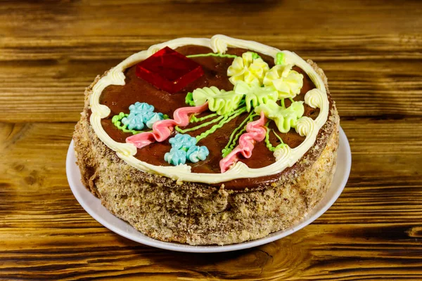 Gâteau Kiev Avec Crème Noix Meringue Sur Table Bois — Photo