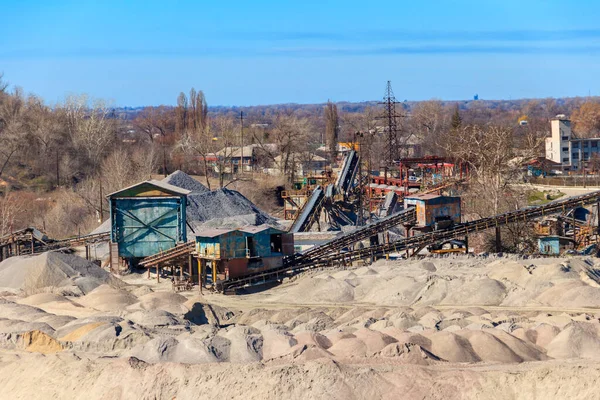 Máquina Trituradora Roca Maquinaria Trituración Transporte Piedra Grava Granito Triturado — Foto de Stock