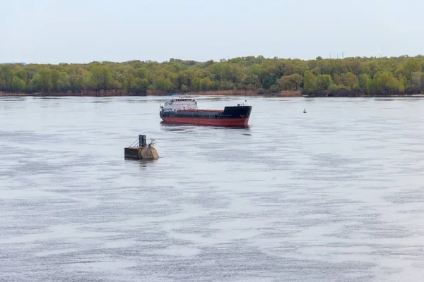 Cargo Ship Sailing River Dnieper — Stock Photo, Image