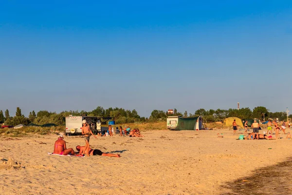 Lazurne Ukraina Lipca 2020 Obóz Namiotowy Plaży Morza Czarnego Lazurne — Zdjęcie stockowe