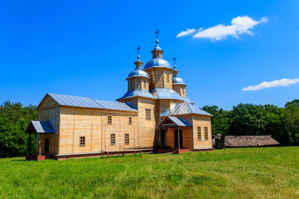 Древняя Реконструированная Деревянная Церковь Святого Николая Селе Пирогово Киевом Украина — стоковое фото