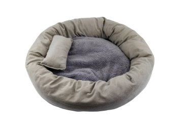 Beyaz arka planda izole edilmiş rahat evcil hayvan yatağı