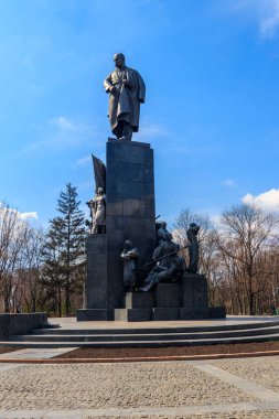 Ukrayna 'nın Kharkov kentindeki ünlü Ukraynalı şair Taras Şevçenko anıtı