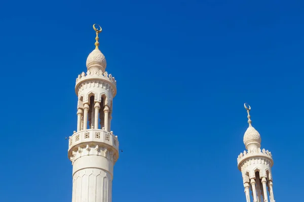 Minaret Meczetu Centralnego Hurghadzie Egipt — Zdjęcie stockowe