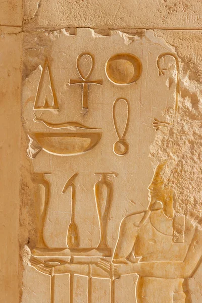 Ancient Egyptian Paintings Hieroglyphs Wall Mortuary Temple Hatshepsut Luxor Egypt — Stock Photo, Image