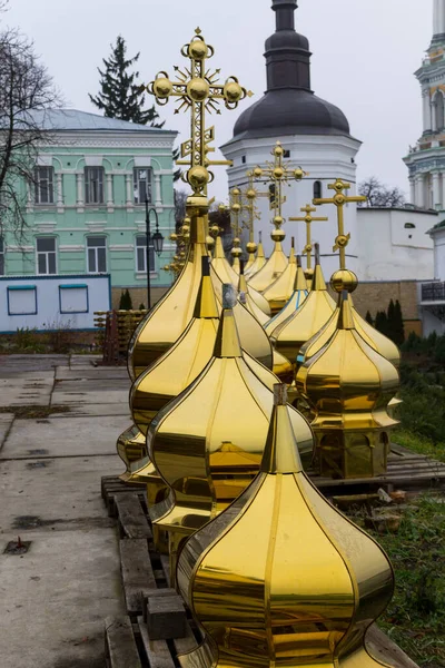 Verkoop Van Koepels Kruisen Voor Orthodoxe Kerken — Stockfoto