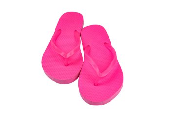 Beyaz arkaplanda izole edilmiş pembe parmak arası terlikler