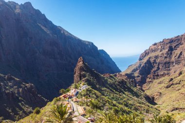 İspanya 'nın Tenerife adasındaki Masca dağ köyü manzarası