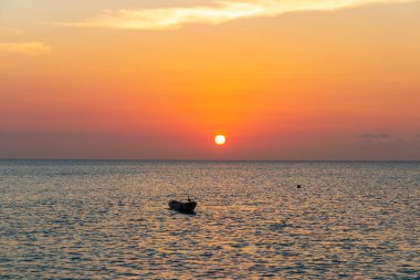 Tanzanya, Zanzibar 'da gün batımında Hint Okyanusu manzarası