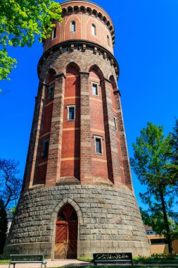 Colmar, Alsace, Fransa 'daki su kulesi.
