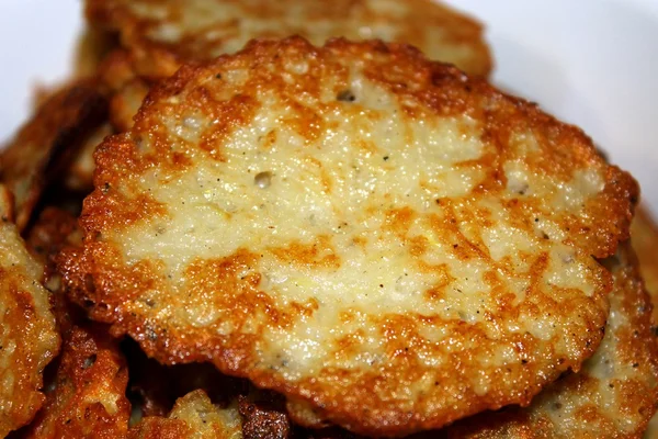 Ukrainian dish potato pancakes — Stock Photo, Image