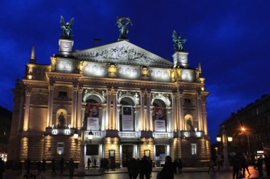 Lviv opera binası