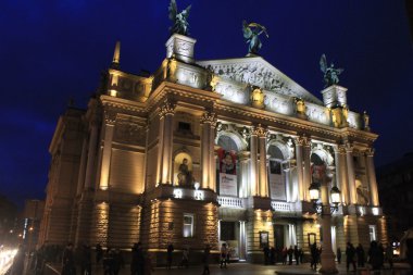 Lviv opera binası