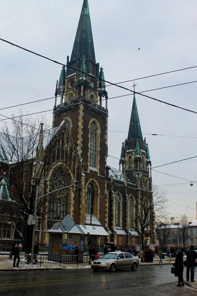 Igreja dos Santos Olha e Elizabeth em Lviv — Fotografia de Stock