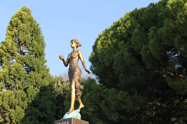 Estatua de flora en Crimea — Foto de Stock