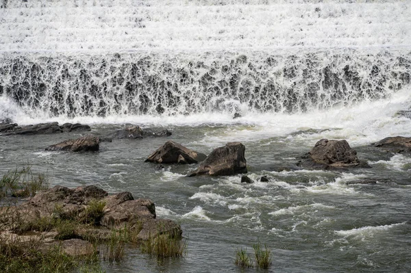 Pedras Água Junto Rio — Fotografia de Stock