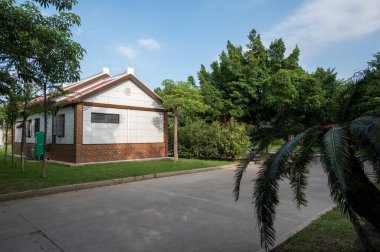 Park yeşil alanındaki destek tesisleri