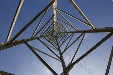 Elektrik pilon. İç görünüm