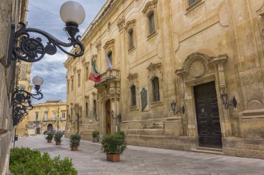 Lecce, Sarayı carafa