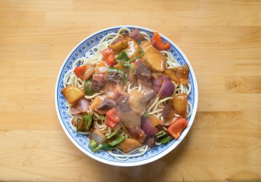 Lezzetli Patates ve Sığır Eriştesi