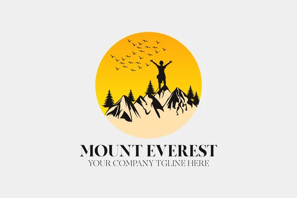 Everest Tepesi Logo Tasarım Şablonu