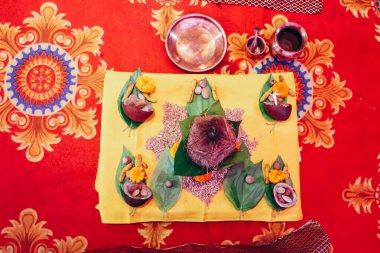  Evlilikteki Hindu Ayinleri için geleneksel elementler. Hint Düğün Geleneksel Ayinleri ve Törenleri. Hint Kültürü