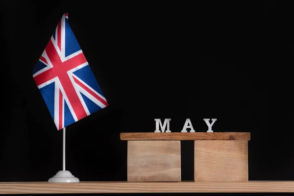 Wooden Calendar May Great Britain Flag Black Background Spring Holidays — Stock Photo, Image