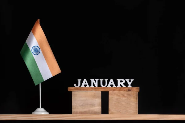 Houten Kalender Van Januari Met Indiase Vlag Zwarte Achtergrond Vakantie — Stockfoto