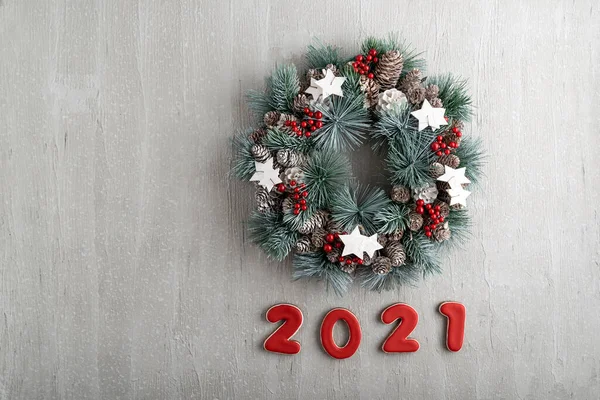 Πρωτοχρονιά Διακόσμηση Αριθμούς 2021 Χριστουγεννιάτικο Στεφάνι Χειμερινές Διακοπές Μοτίβο — Φωτογραφία Αρχείου