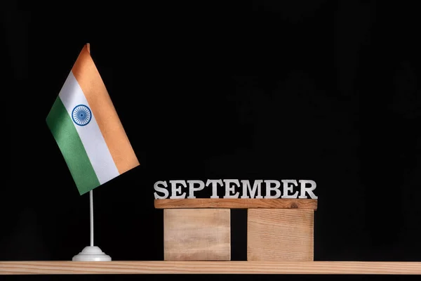 Houten Kalender Van September Met Indiase Vlag Zwarte Achtergrond Vakantie — Stockfoto