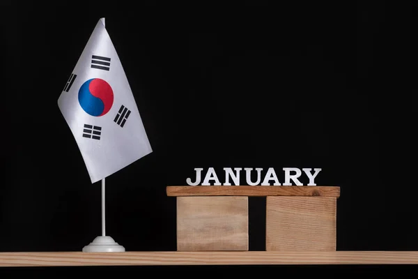 Drewniany Kalendarz Stycznia Flagą Korei Południowej Czarnym Tle Wakacje Korei — Zdjęcie stockowe