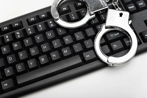 Responsibility Internet Fraud Handcuffs Keyboards Internet Scam Concept — Stock Photo, Image