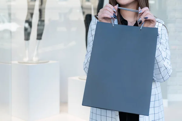 Girl Shopper Holds Empty Shopping Bag Mock Purchases Shopaholic — Zdjęcie stockowe