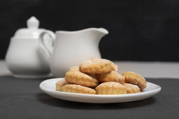 Plate Shortcake Teapot Jug Background Homemade Shortbread Cookies Baking Tea — Stock Photo, Image