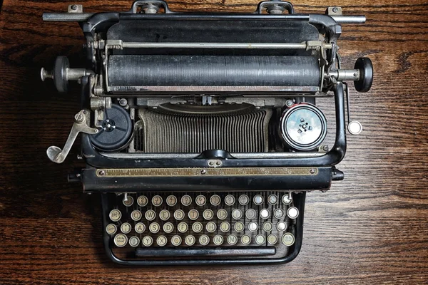 Starý psací stroj od výše — Stock fotografie