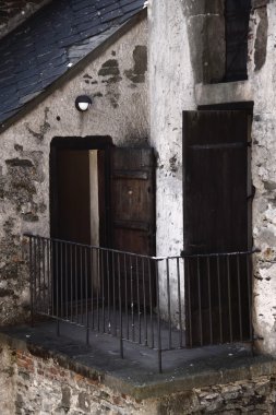 eski ahşap kapılar