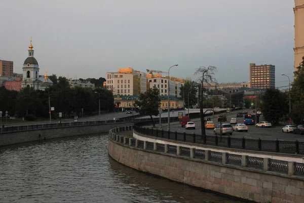 Camino Largo Del Dique Del Río — Foto de Stock