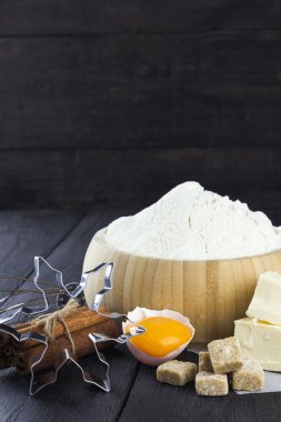 Formlar ve malzemeler için Noel tanımlama karanlık bir backg karşı