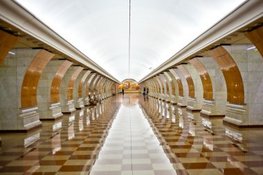 Güzellik Moskova metrosu