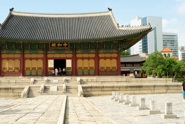 Deoksugung Palace i Seoul — Stockfoto