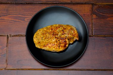 kızarmış tavuk göğsü