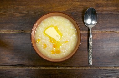 Pirinç lapası kabak ve tereyağı ile