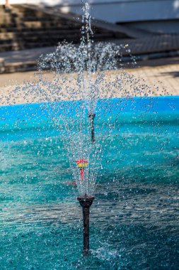 Fıskiye fıskiyelerinden püskürt