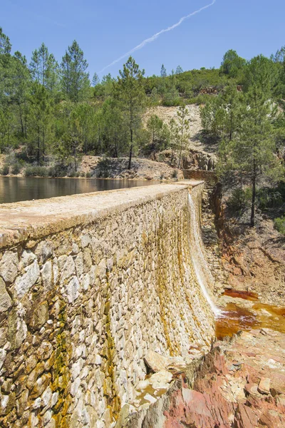 Flodbädden i gruvor Ríotinto, Spanien — Stockfoto