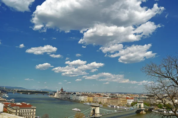 Budapeşte 'deki Zincir Köprüsü
